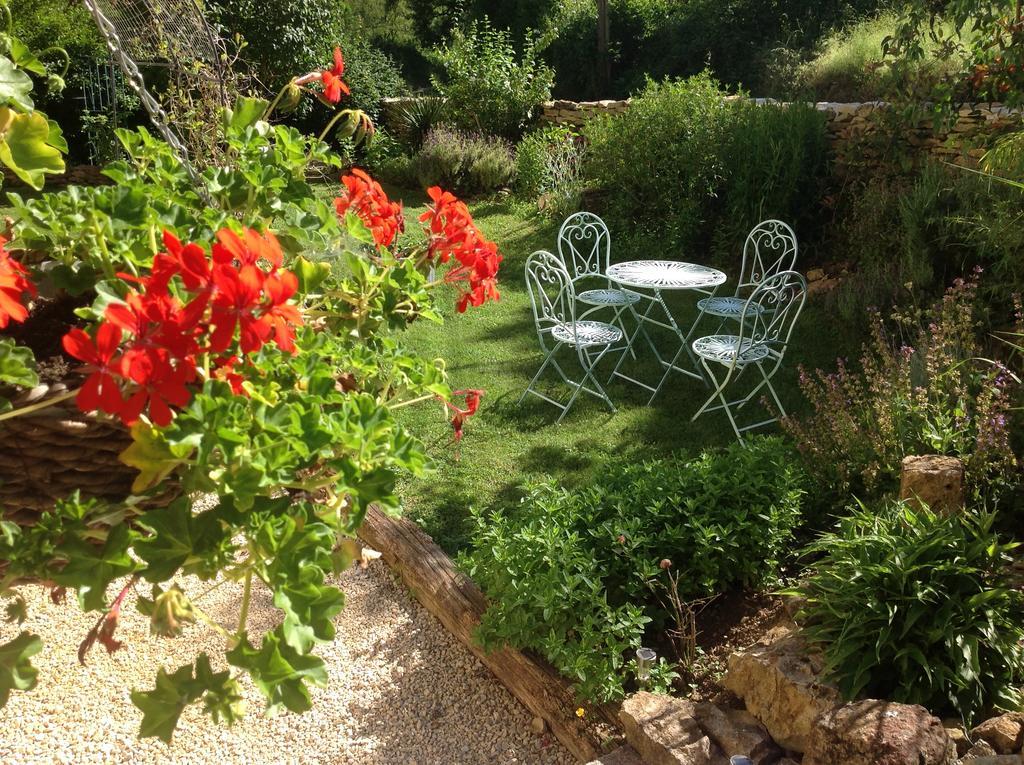 Au Cheval Bleu Bed and Breakfast Fontenay-près-Vézelay Esterno foto